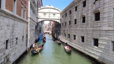 Halal Tour Rome / Florence / Venice - Image - 7212